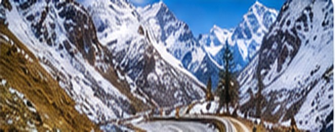 High mountain road near Rohtang Pass